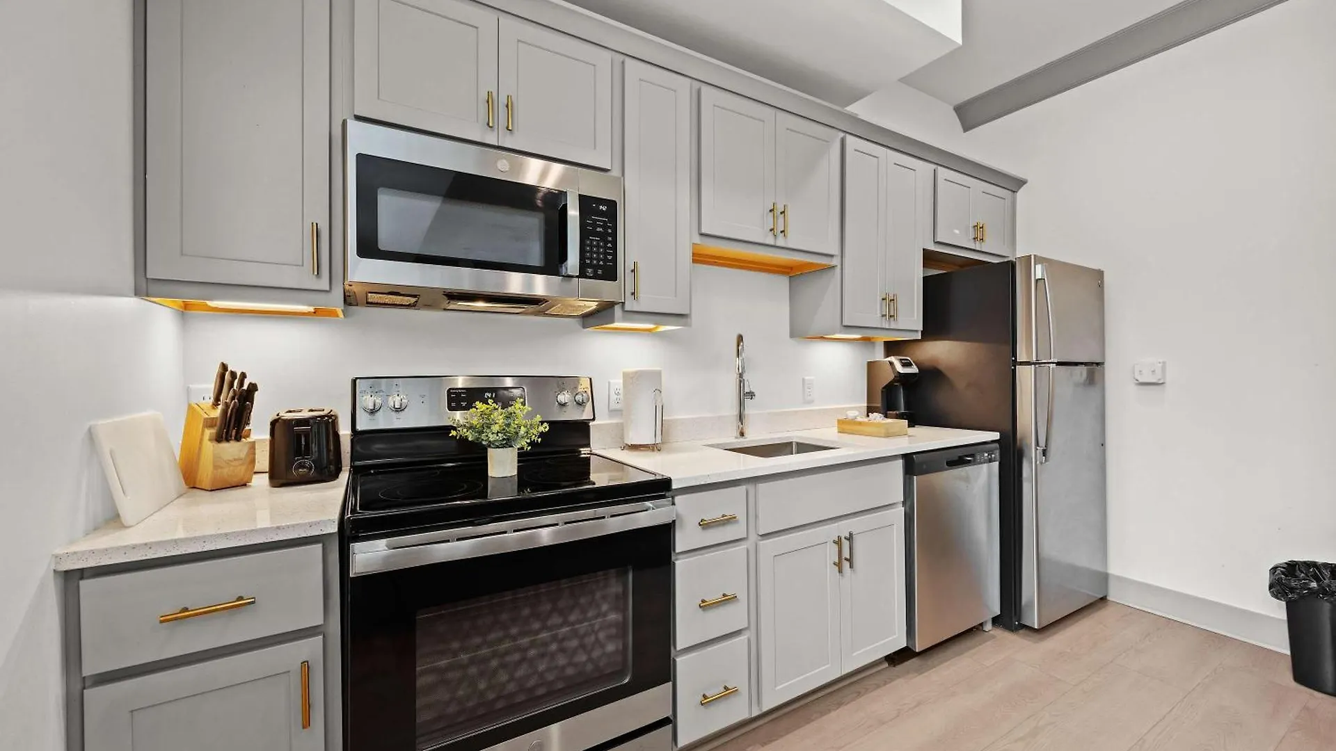 Апартаменты Bright And Modern Studio In Louisville # 108 США