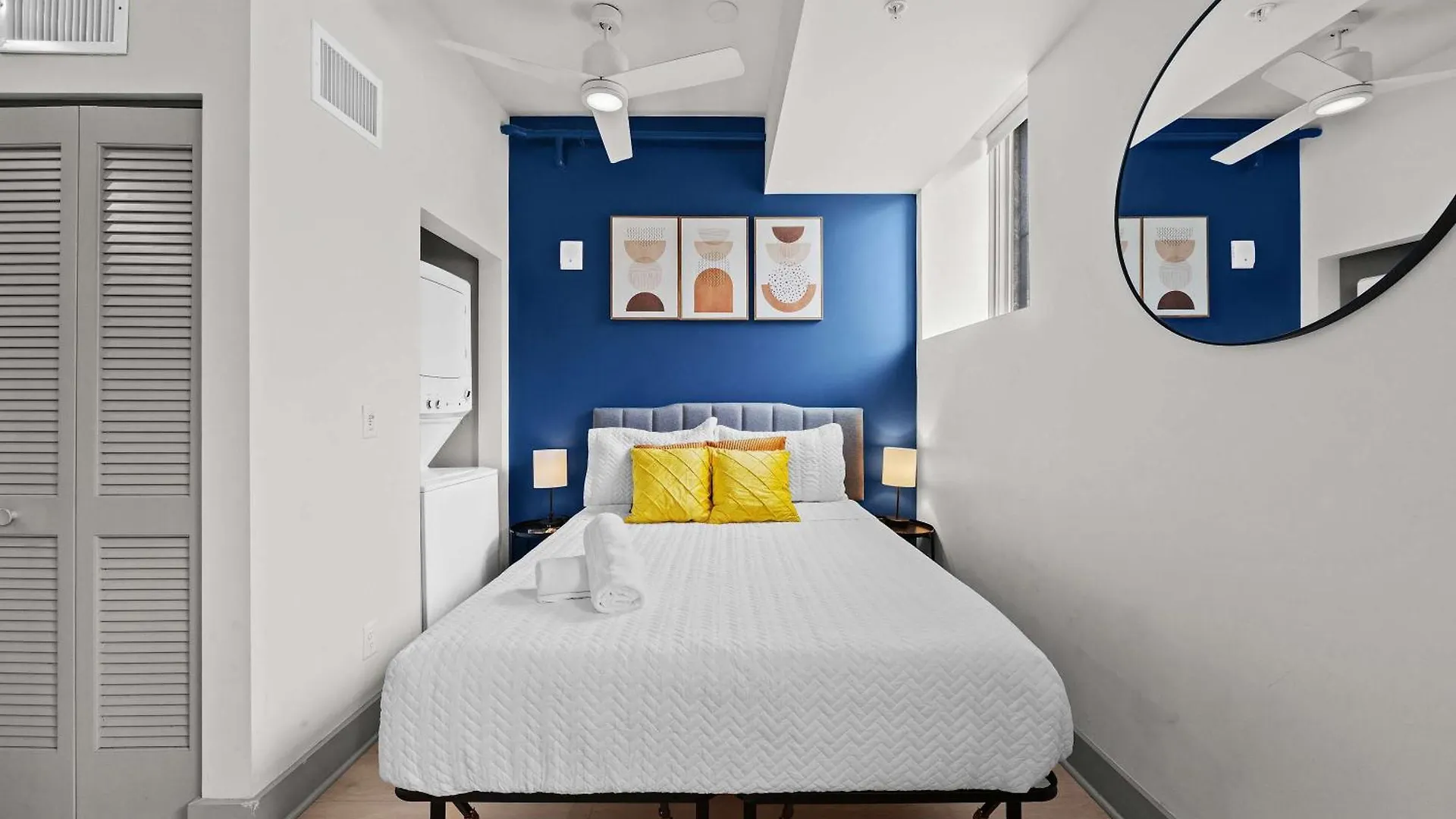 Bright And Modern Studio In Louisville # 108 0*,  США